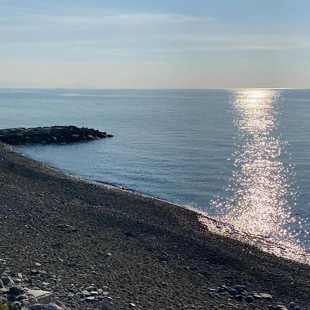 Appartamento In Zona Esclusiva A 50 Mt Dal Mare Arenzano Bagian luar foto